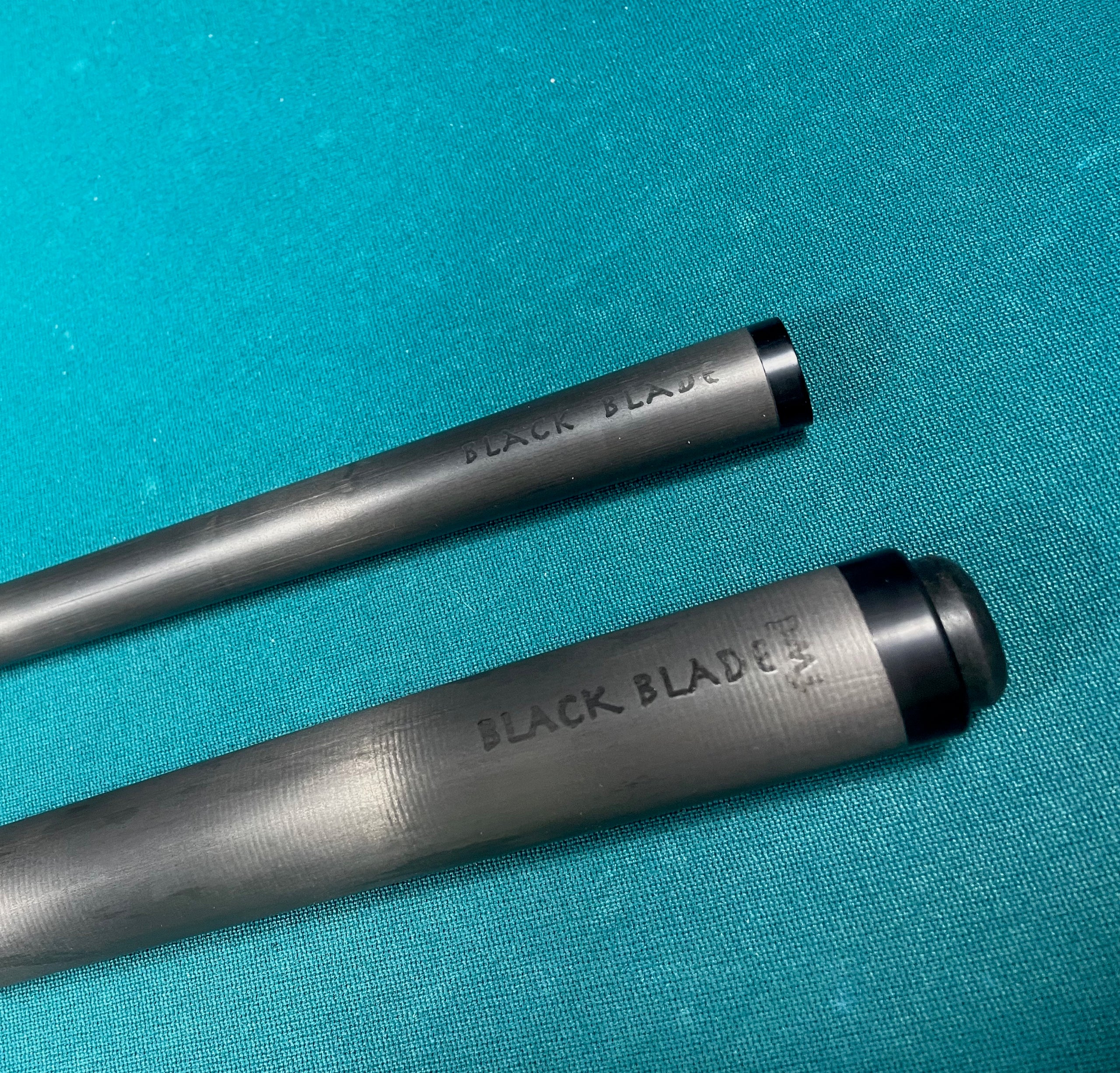 Black Blade Full Carbon BREAK CUE, 13mm tip Black Blade Carbon